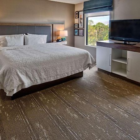 Hampton Inn&Suites Fort Myers Estero Exterior foto